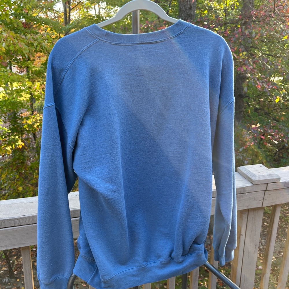 Pullover - Picture 2 of 3